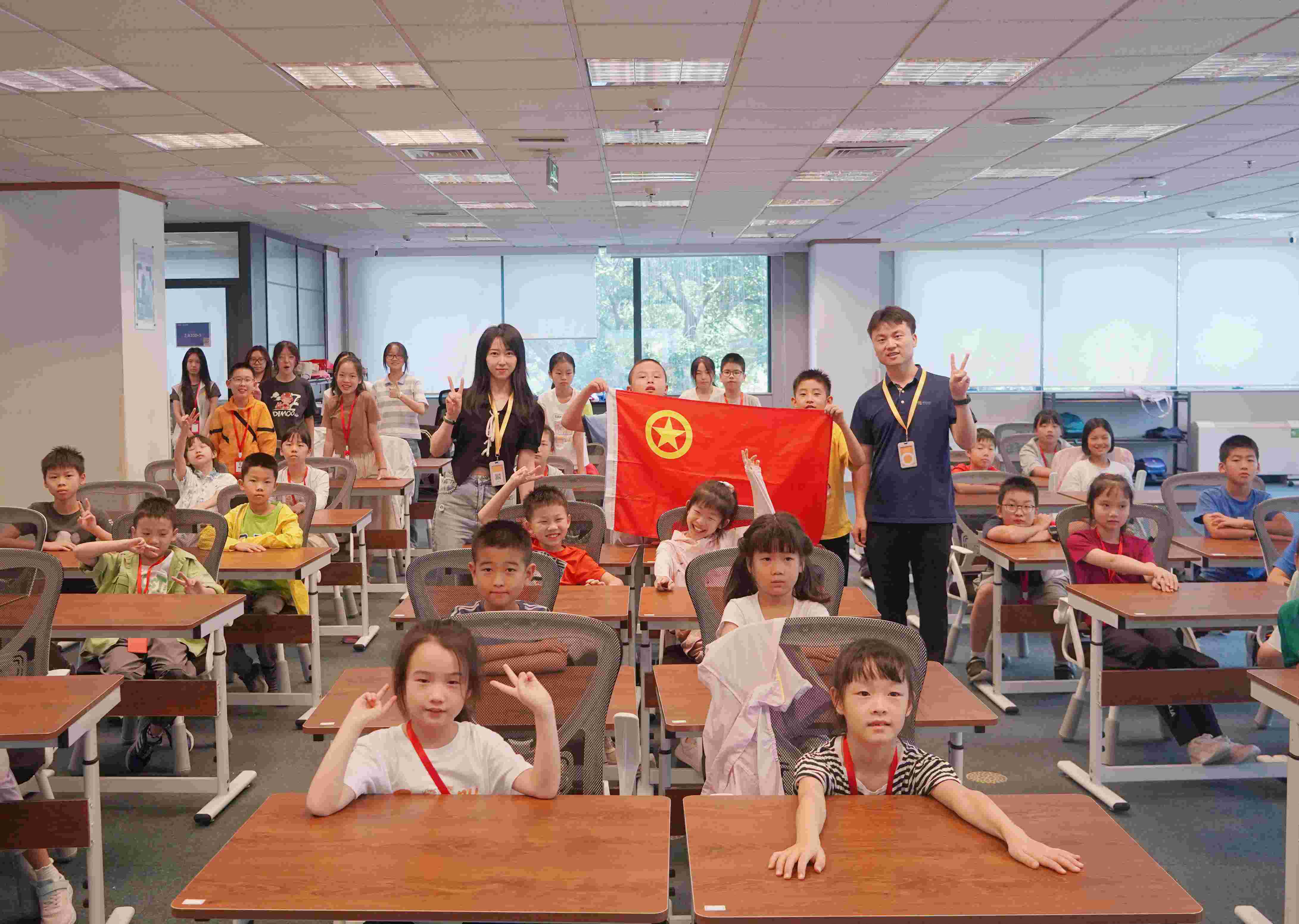 助学照片.jpg